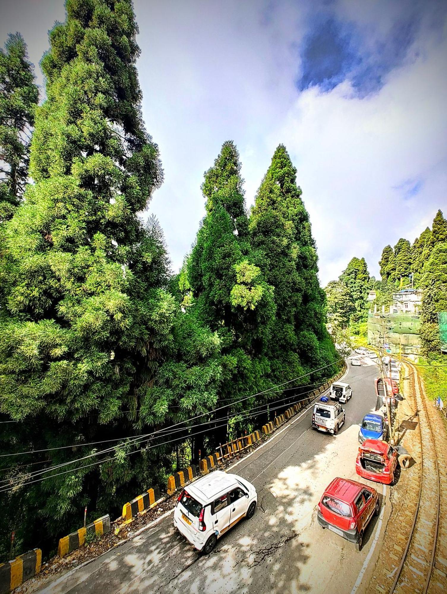 Hidden Monkey Backpackers Darjeeling, Batasia Darjeeling  Exterior foto